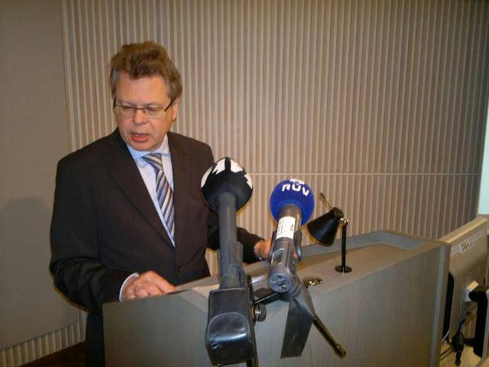 Már Guðmundsson kynnti skýrsluna í dag.