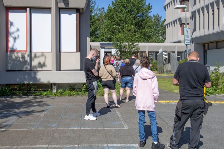 Fjöldi fólks hefur lagt leið sína í skimun fyrir kórónuveirunni á síðustu dögum.