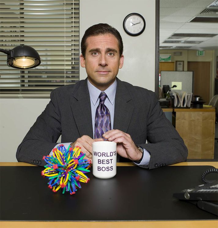 Aumkunarverði forstjórinn Michael Scott kveður þegar næstu þáttaröð af The Office lýkur.