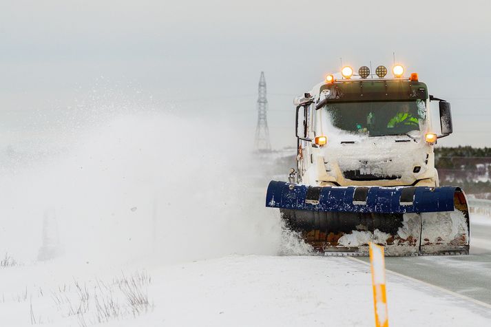 Vegagerðin varar við flughálku á nokkrum köflum.