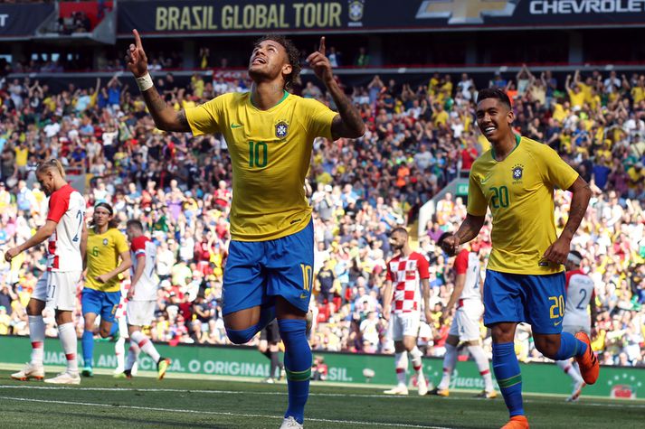 Neymar skoraði fyrir Brasilíu í vináttulandsleik á Anfield í júní síðastliðnum.