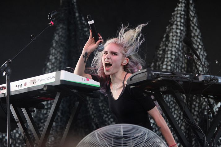 Grimes á tónleikum í Chicago.