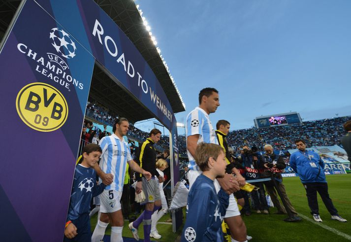 Í kvöld kemur í ljós hvort það verður Malaga eða Dortmund sem fer í undanúrslit Meistaradeildar Evrópu.