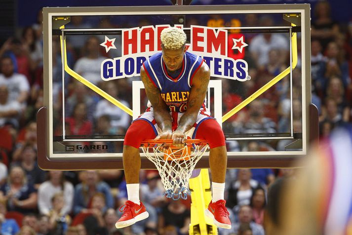 Frá sýningu Harlem Globetrotters.