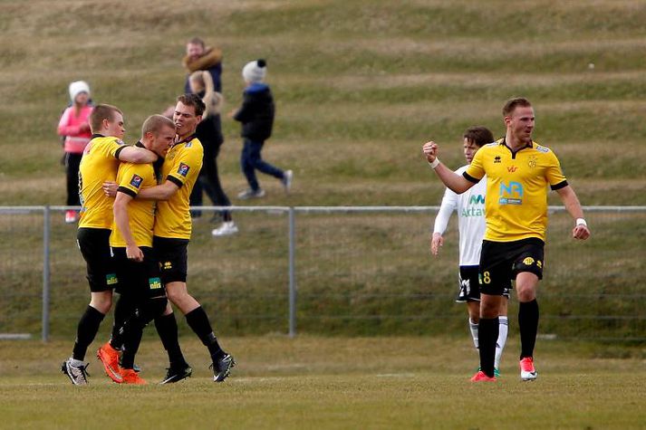 Skagamenn fagna marki gegn FH í síðustu umferð.