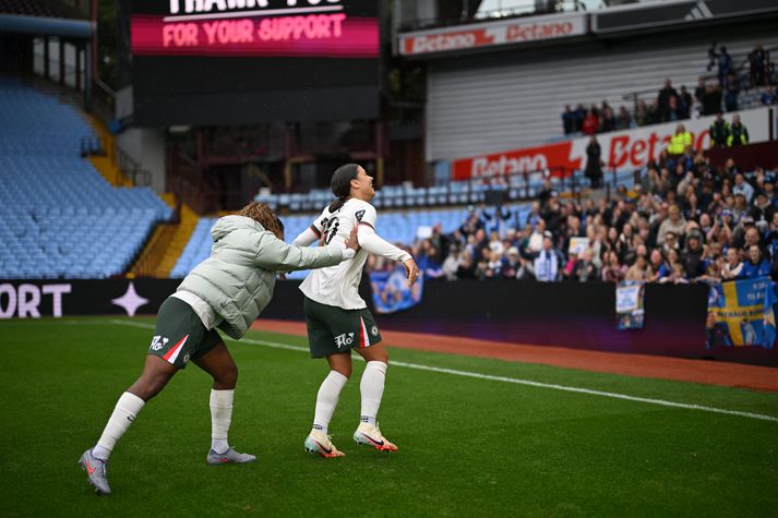 Sam Kerr gat leyft sér að fagna í leikslok.