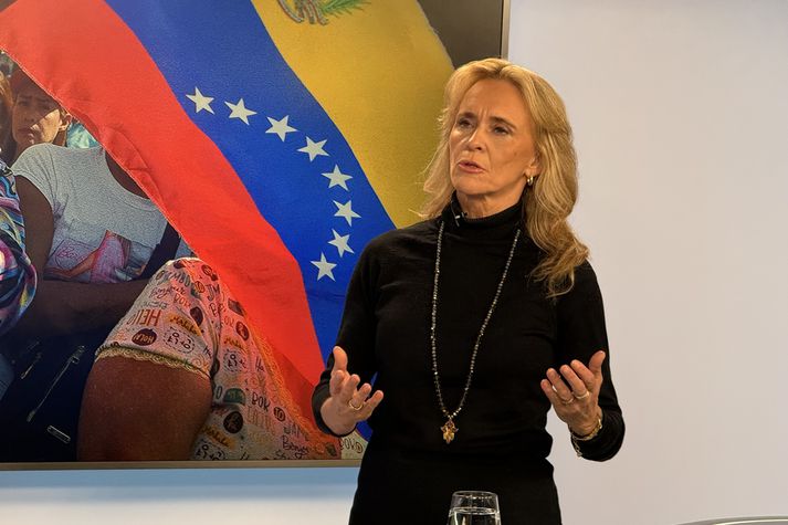 Þorgerður Katrín Gunnarsdóttir utanríkisráðherra ítrekaði afstöðu sína gagnvart Bandaríkjastjórn eftir atburði helgarinnar í kvöldfréttum. 