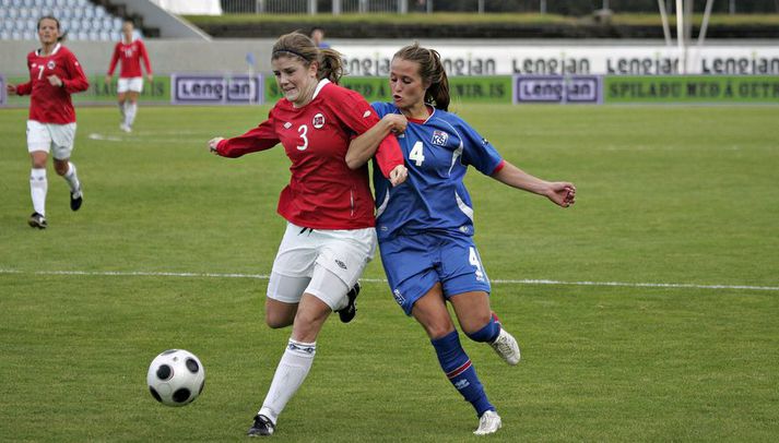 Úr leik Íslands og Noregs í fyrra.