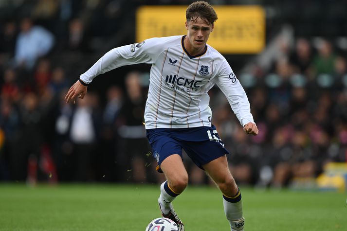 Harrrison Armstrong verður ekki seldur til Nottingham Forest vegna ást stuðningsmanna til hans.