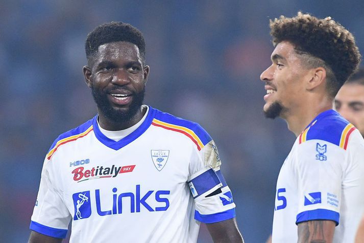 Samuel Umtiti með bros á vör í leiknum við Roma sem var hans fyrsti leikur í ítölsku A-deildinni.