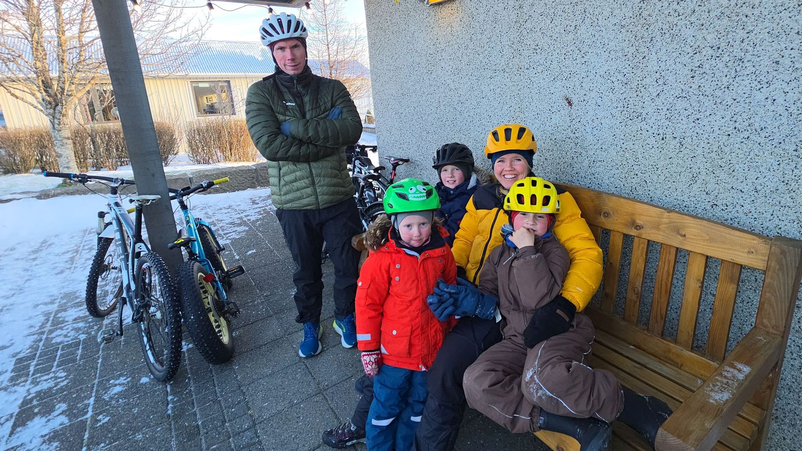 Hjóluðu 1300 kíló­metra með­fram Dón­á með börnum sínum