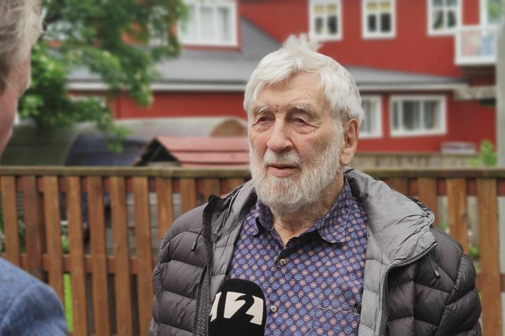 Ragnar Stefánsson var landsþekktur jarðskjálftafræðingur.