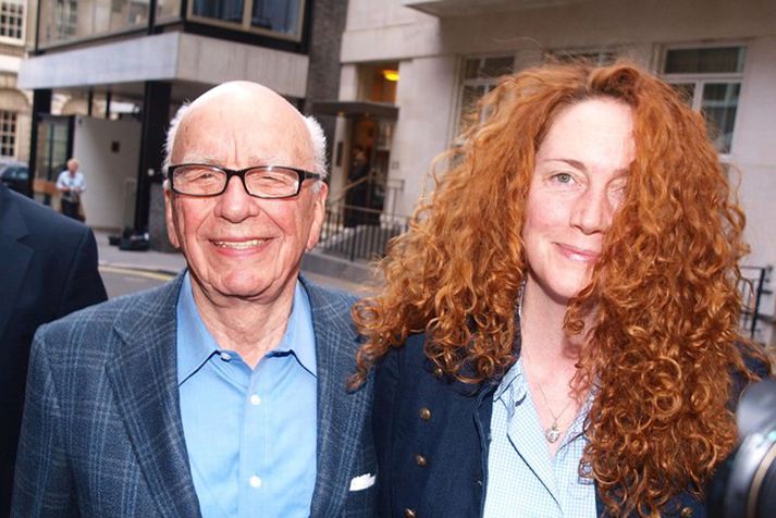 Rupert Murdoch ássamt fyrrverandi framkvæmdastjóra News International, Rebekah Brooks.