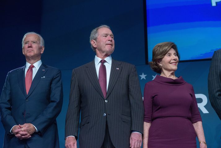 Joe Biden hér ásamt George W. Bush og Lauru Bush árið 2018.