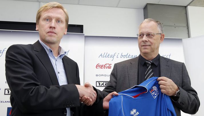 Geir og Lars Lagerbäck þegar sá síðarnefndi var kynntur til leiks sem nýr landsliðsþjálfari árið 2010.