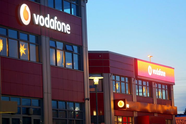 Stjórn Fjarskipta hf., móðurfélags Vodafone á Íslandi, verður óbreytt og er sjálfskipuð.
