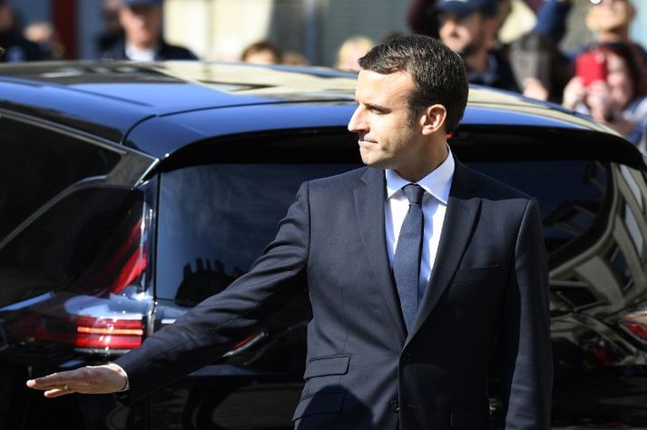 Emmanuel Macron tekur formlega við embætti Frakklandsforseta þann 15. maí.