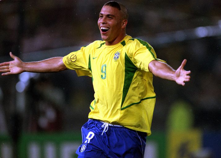 Ronaldo fagnar öðru marki sínu í úrslitaleiknum gegn Þýskalandi 2006.