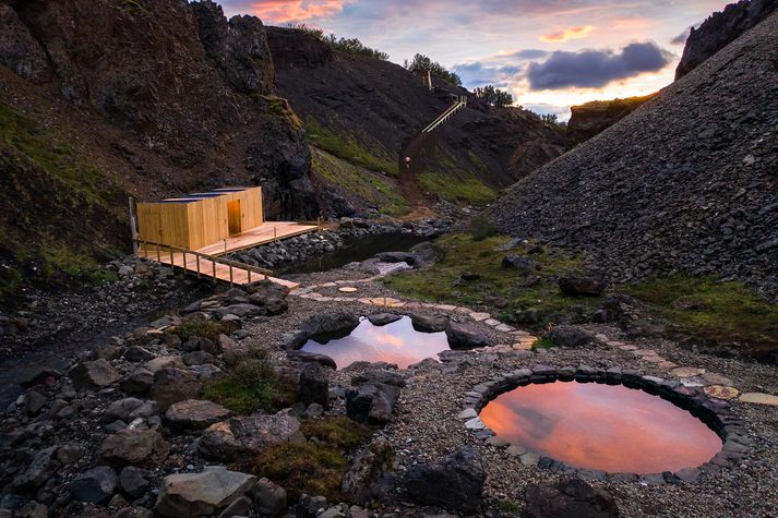 Pottarnir fengu nöfnin Hringur og Urð.