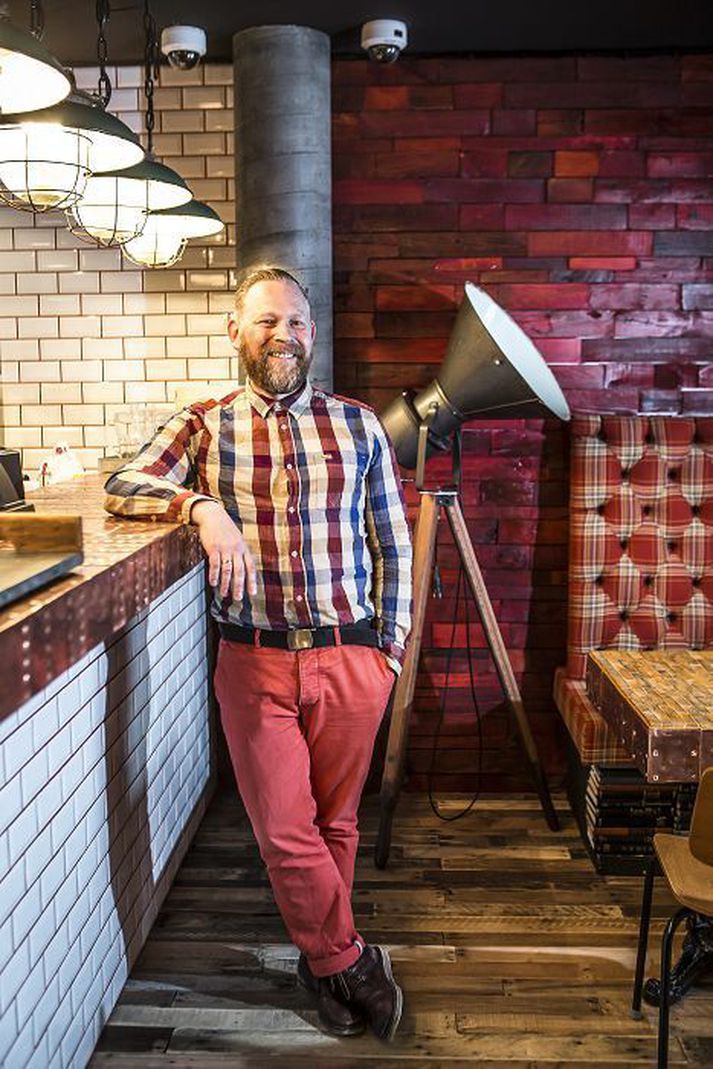 Ólafur Örn Ólafsson framreiðslumaður er smekkmaður á mat og flottur í tauinu. Hann opnar K-bar á Laugavegi á næstu dögum.