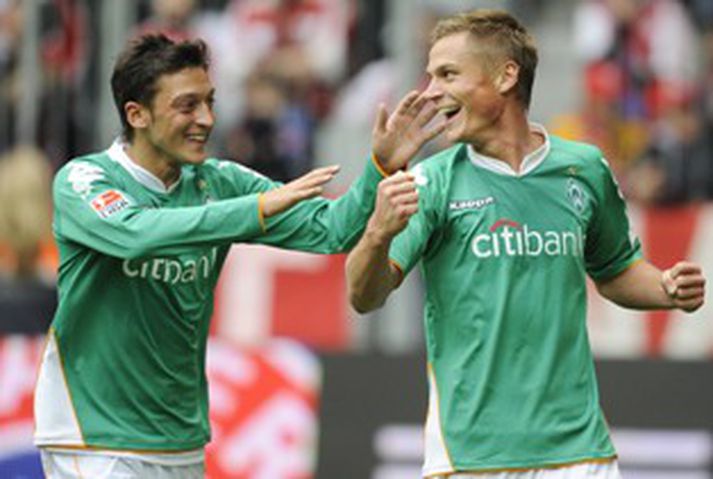 Markus Rosenberg skoraði tvívegis í ótrúlegum sigri Bremen í dag