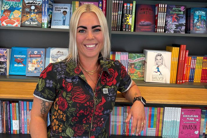 Anna Lea Friðriksdóttir eigandi bókaútgáfunnar og -búðarinnar Sölku segir það gera sálinni og heilabúinu gott að vera í leshring. Það fóðri líka félagslega þáttinn. Nú stendur yfir sumarbókaveisla leshringja með glæsilegum verðlaunum í boði.