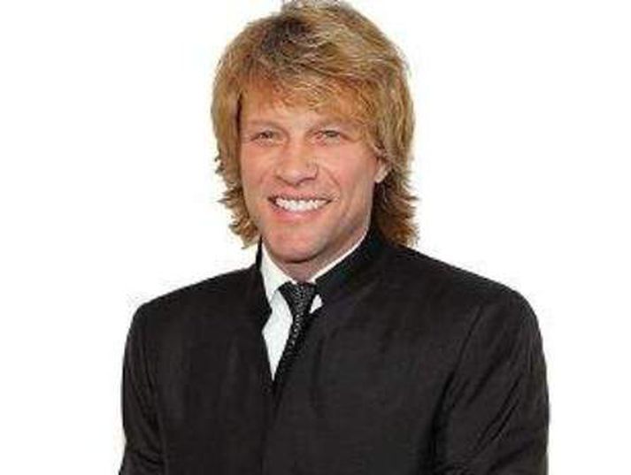Fékk snjóruðningstæki Einn af sonum Jon Bon Jovi var fluttur á sjúkrahús. Ekki var talið um alvarlegt atvik að ræða.