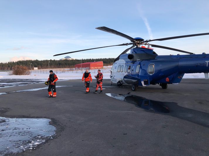 Á Reykjavíkurflugvelli á þriðja tímanum þegar áhöfnin á TF-GRO undirbjó sig fyrir útkallið.