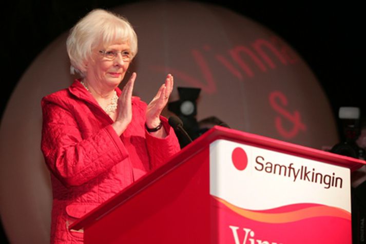 Hollenskir sparifjáreigendur skora á Jóhönnu Sigurðardóttur að beita sér í Icesave málinu.