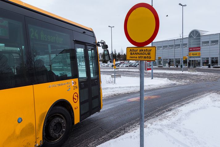 Strætó ekur samkvæmt sunnudagsáætlun á jóladag og nýársdag.