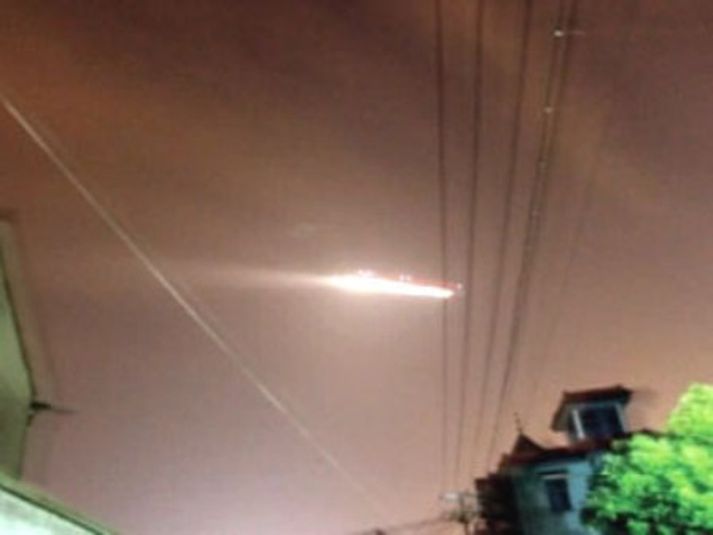 Fljúgandi furðurhlutur í borginni Hangzhou.