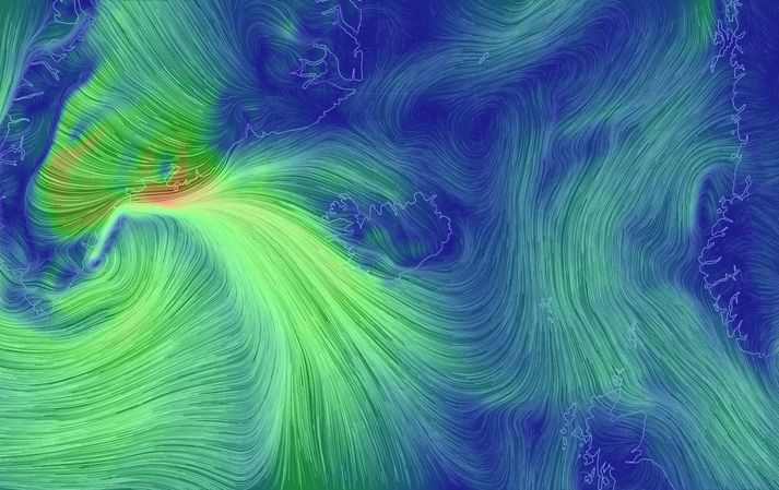 Spáð er stormi og hríðarveðri á landinu í dag.