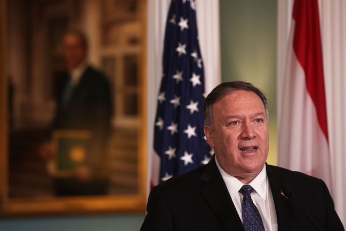 Pompeo hætti við ferð sína til Úkraínu vegna árásar á sendiráð Bandaríkjanna í Írak.