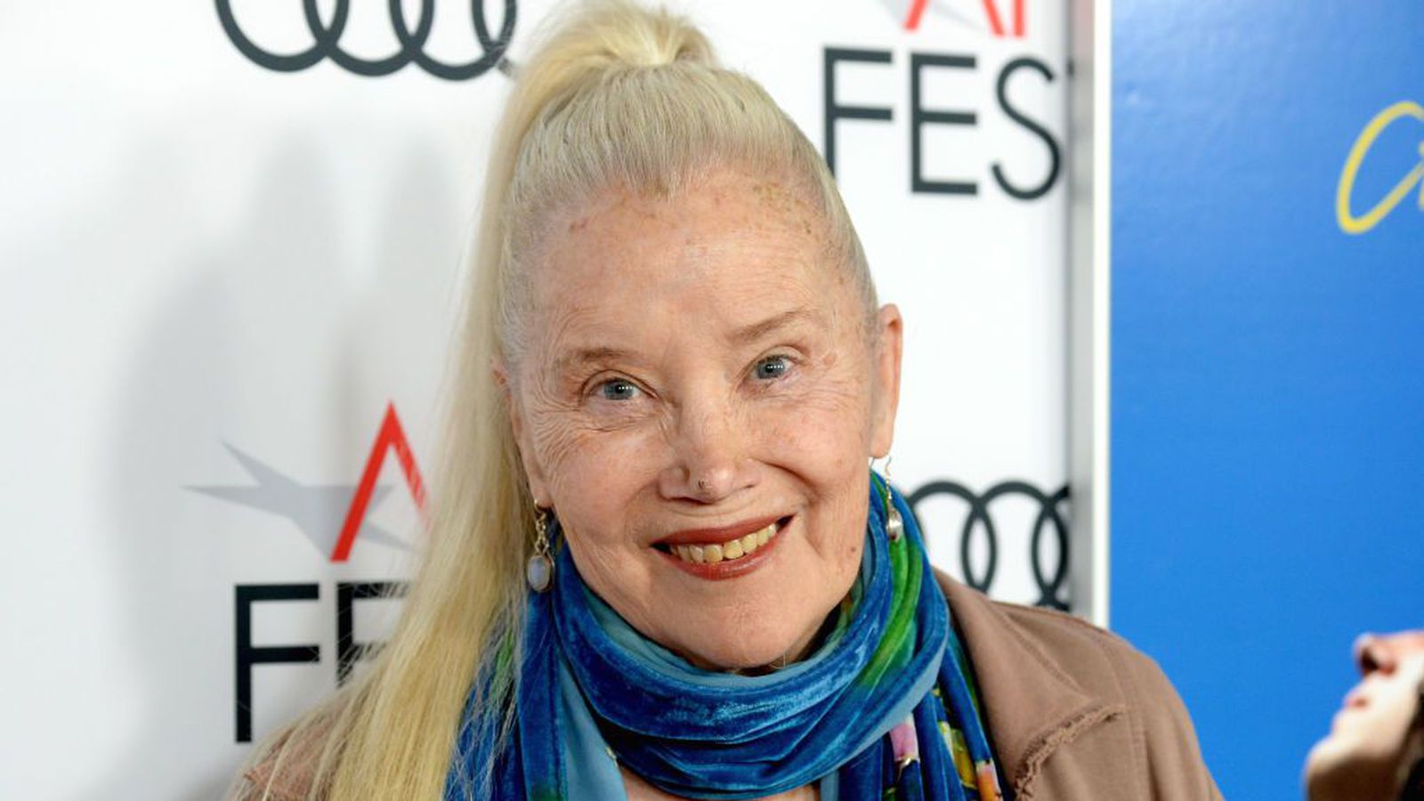 Leik­konan Sally Kirkland er látin