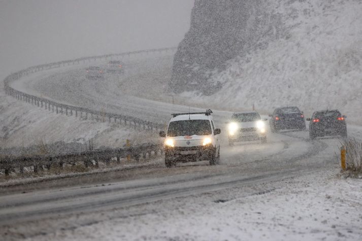 Varað er við vetrarfærð á stórum hluta landsins í dag. Mynd tengist frétt ekki beint.