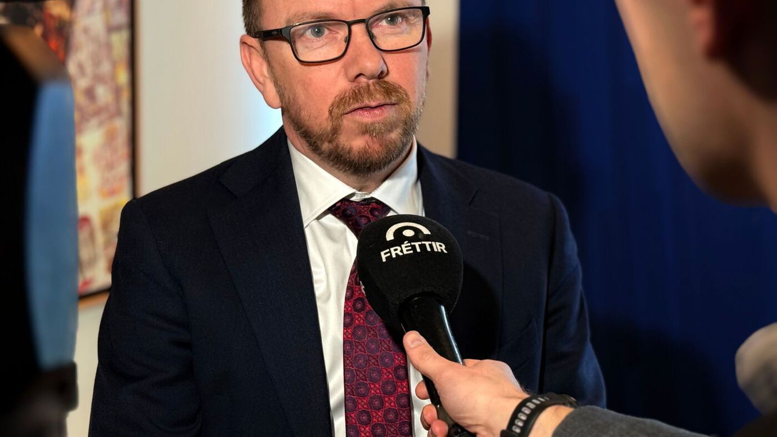 Hyggst banna mánaðar­lega hækkun leigu