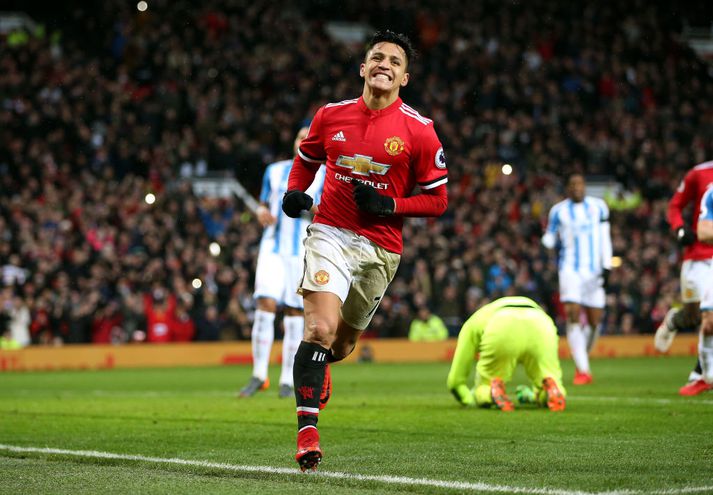 Alexis Sanchez fagnar fyrsta marki sínu fyrir Man Utd.