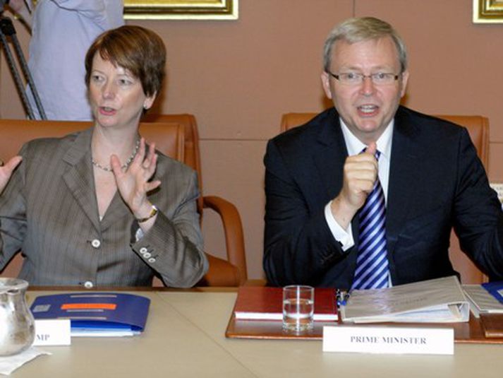 Julia Gillard og Keven Rudd. Mynd/AFP