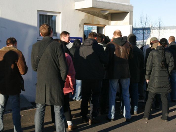 Ragnheiður Guðfinna Guðnadóttir, verkefnisstjóri Samverjans, segir að yfirleitt hafi 180-200 manns komið í hádegismat til Samverja.