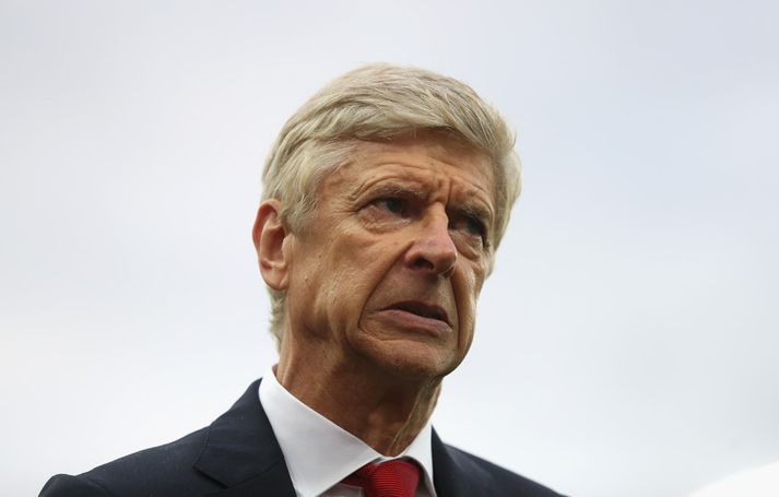 Wenger svekktur eftir tapið gegn Stoke um nýliðna helgi.