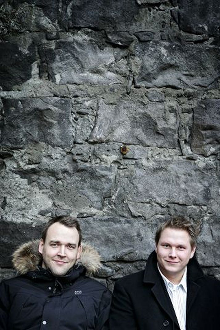 Haukur og Hrafn
Settu upp aðdáendasíðu til heiðurs Magna í gríni en það hefur heldur betur undið uppá sig.
