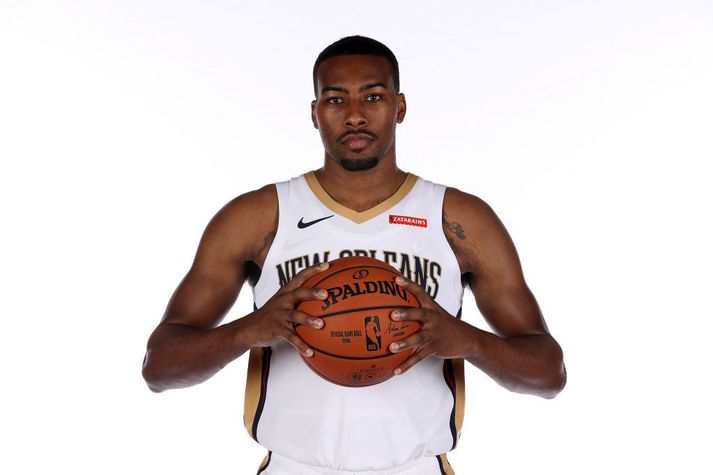 Javon Bess í liðsmyndatöku New Orleans Pelicans haustið 2019. Hann náði þó aldrei að leika fyrir liðið, nema tvo leiki á undirbúningstímabilinu, en lék eina leiktíð með venslaliði þess.