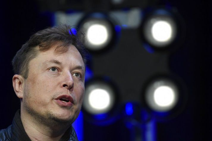 Elon Musk er ríkasti maður heims og eigandi SpaceX og Tesla.