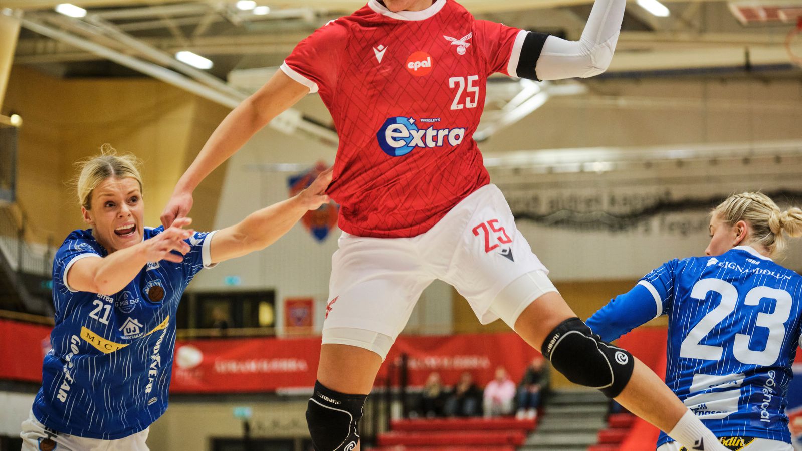 ÍR - Valur | Tekst toppliðinu að hefna fyrir tapið?