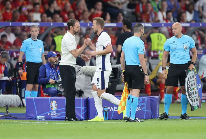 Harry Kane var tekinn snemma af velli í úrslitaleiknum í kvöld.