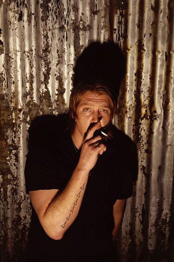 aðstoðar arctic monkeys Josh Homme, söngvari Queens of the Stone Age, syngur á næstu plötu Arctic Monkeys.