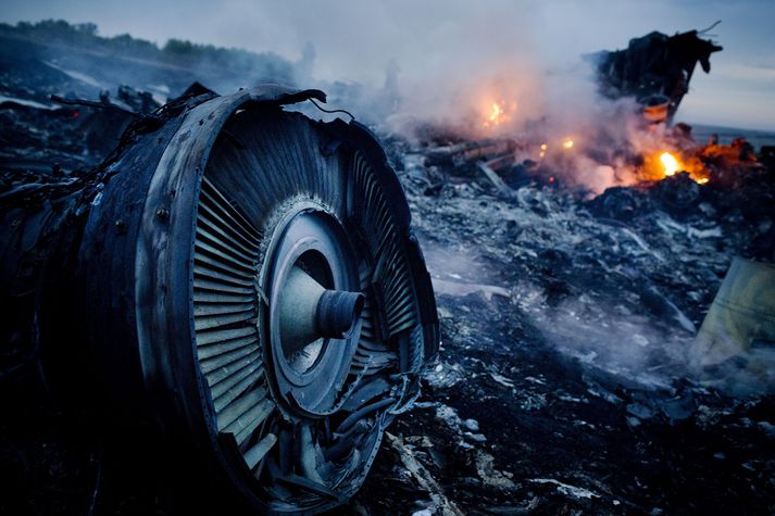 298 létust þegar flugvél Malaysian Airlines var skotin niður yfir Úkraínu.