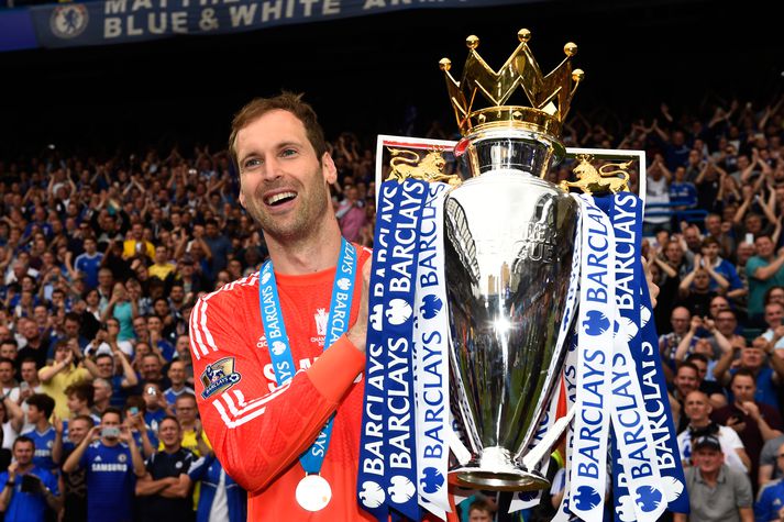 Cech er orðinn vanur því að lyfta þessum, tekst honum að endurtaka leikinn á Emirates?