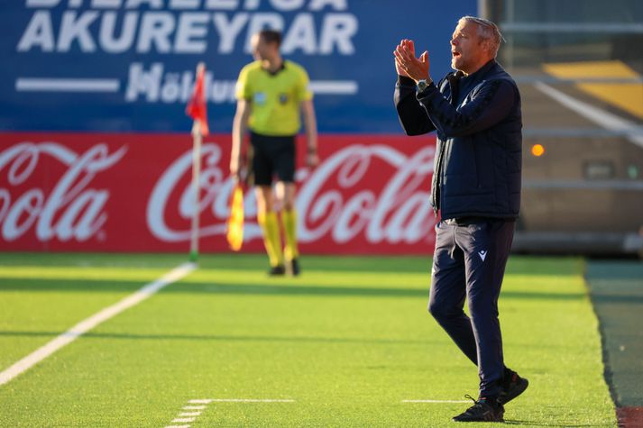 Helgi Sigurðsson, aðstoðarþjálfari Fram, var hæstánægður eftir leik kvöldsins.
