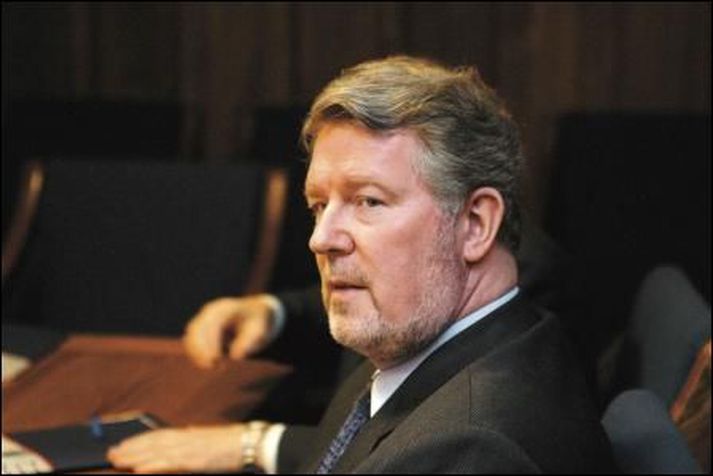 Einar Benediktsson, forstjóri Olís, var tekjuhæstur forstjóranna þriggja.